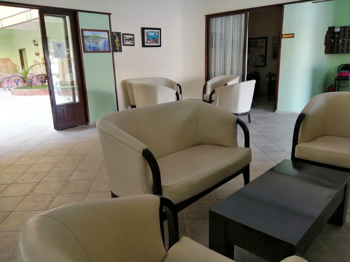 Oya Family Suites Kuşadası Ngoại thất bức ảnh
